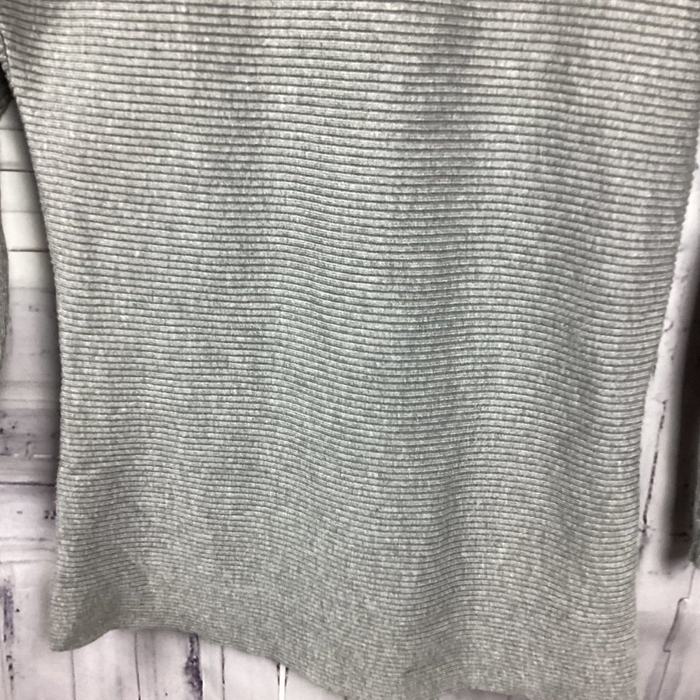 Evolution By Cyrus Gray Ribbed Top S - Picture 3 of 6